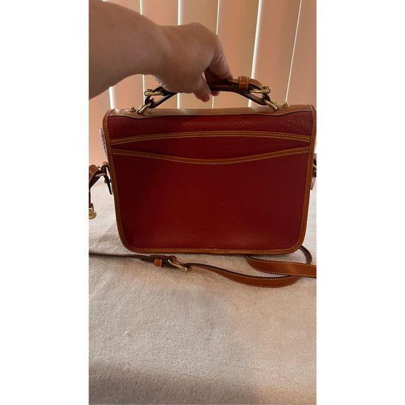 Vintage Dooney & Bourke Red leather Top Handle All Weather Crossbody 80's & 90's - Picture 6 of 10